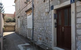 Sun - Volantina 5 Apartments